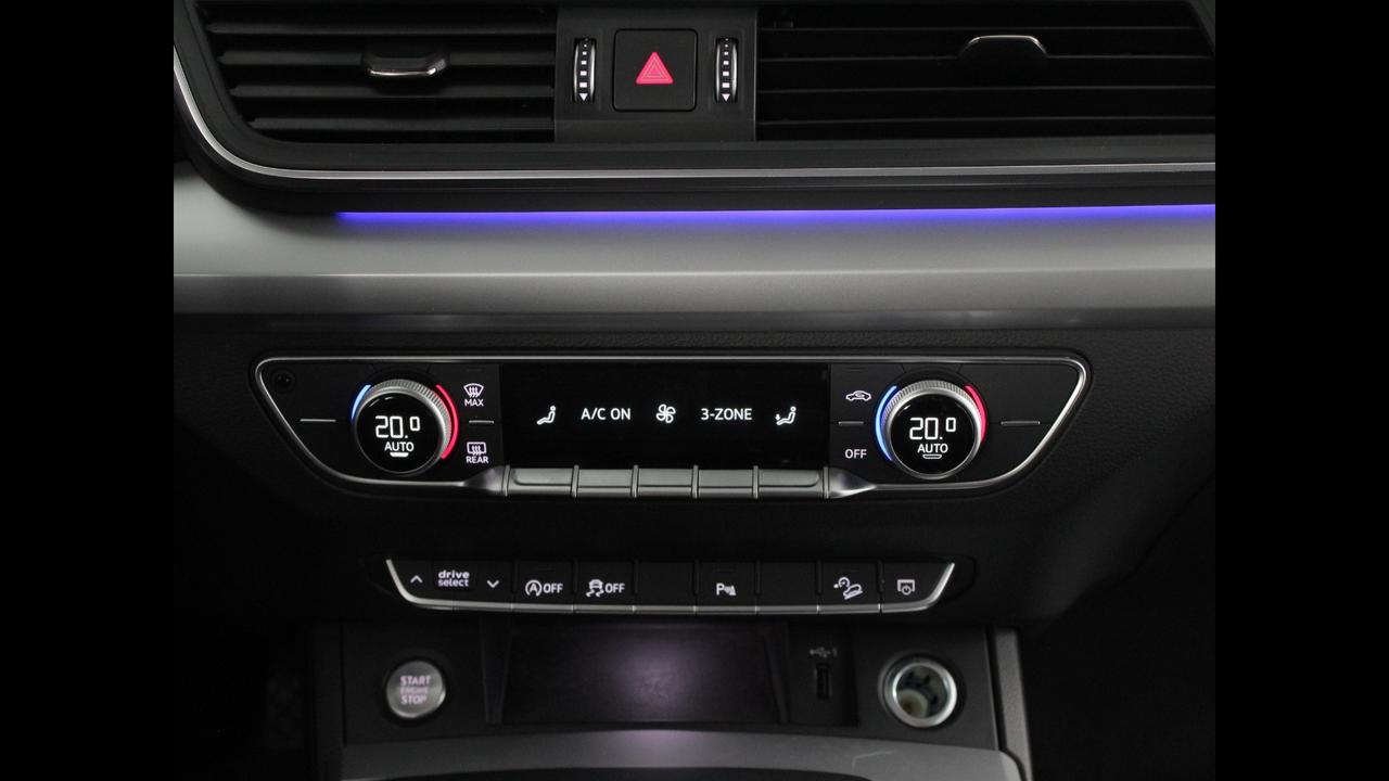 AUDI Q5 I Sportback 2021 - Q5 Sportback 40 2.0 tdi mhev 12V Business Advanced quattro s-tronic