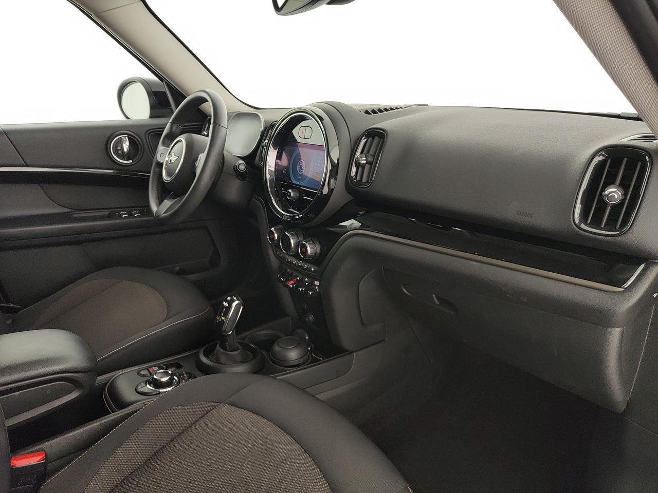 MINI Mini Countryman 1.5 Cooper Essential auto
