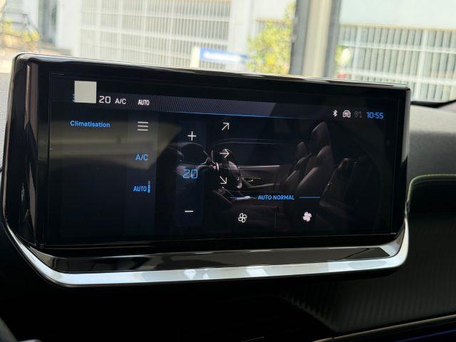 PEUGEOT 2008 Hybrid 136 e-DCS6 GT da?319,00