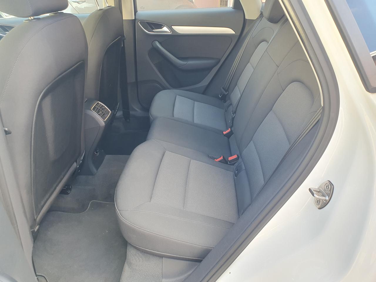 Audi Q3 2.0 TDI 150 CV Business Euro 6B