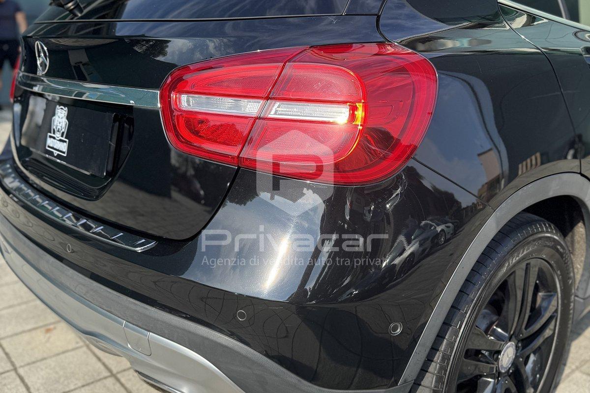 MERCEDES GLA 220 d Automatic 4Matic Sport