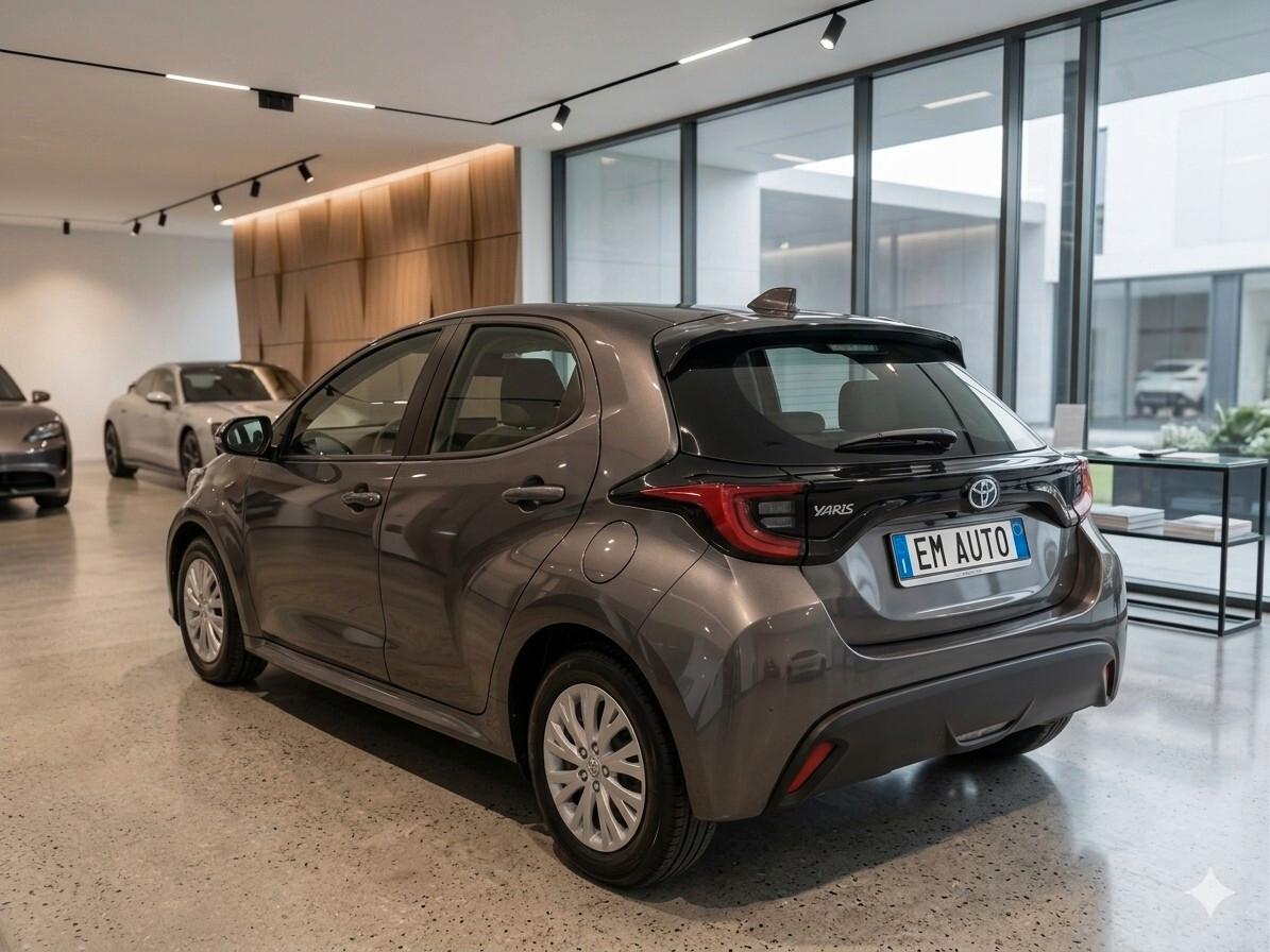 Toyota Yaris 1.5 Hybrid 5 porte Business