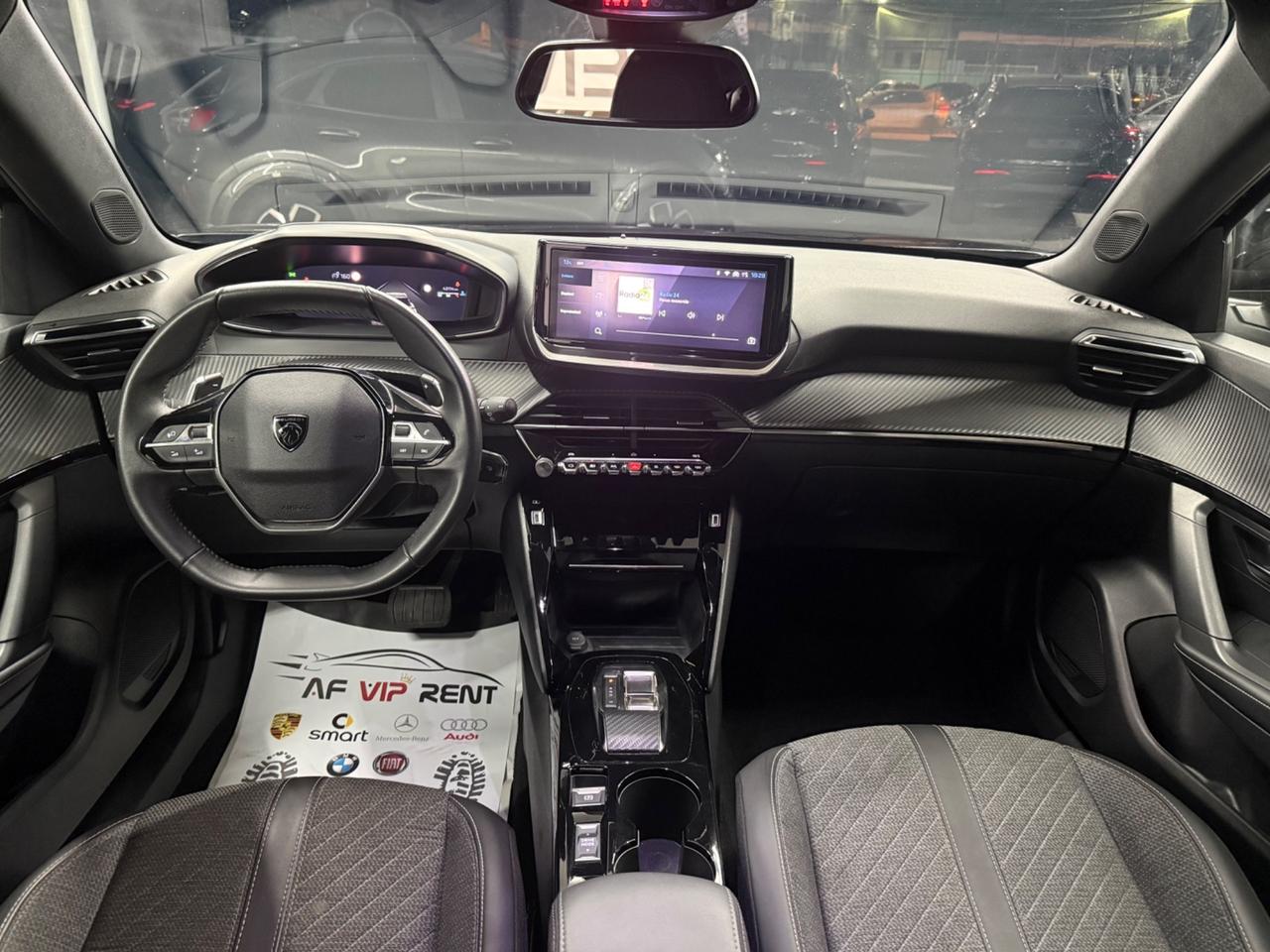 Peugeot 2008 BlueHDi 130 S&S EAT8 Allure