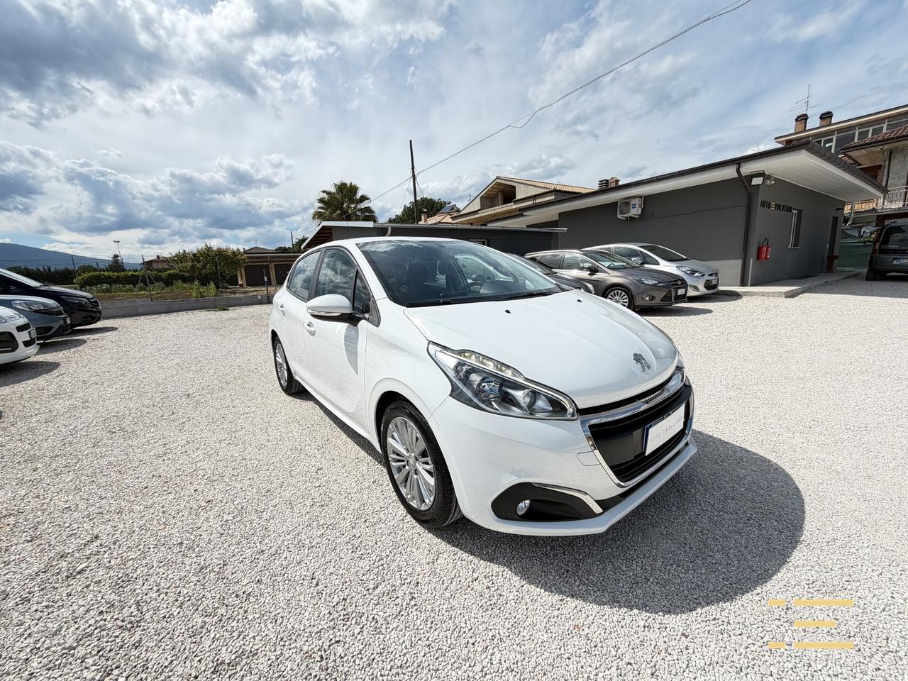 Peugeot 208 HDi 75cv 5 porte 25.380 km unico proprietario