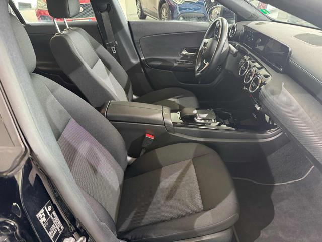 MERCEDES-BENZ CLA 220 d Automatic Sport