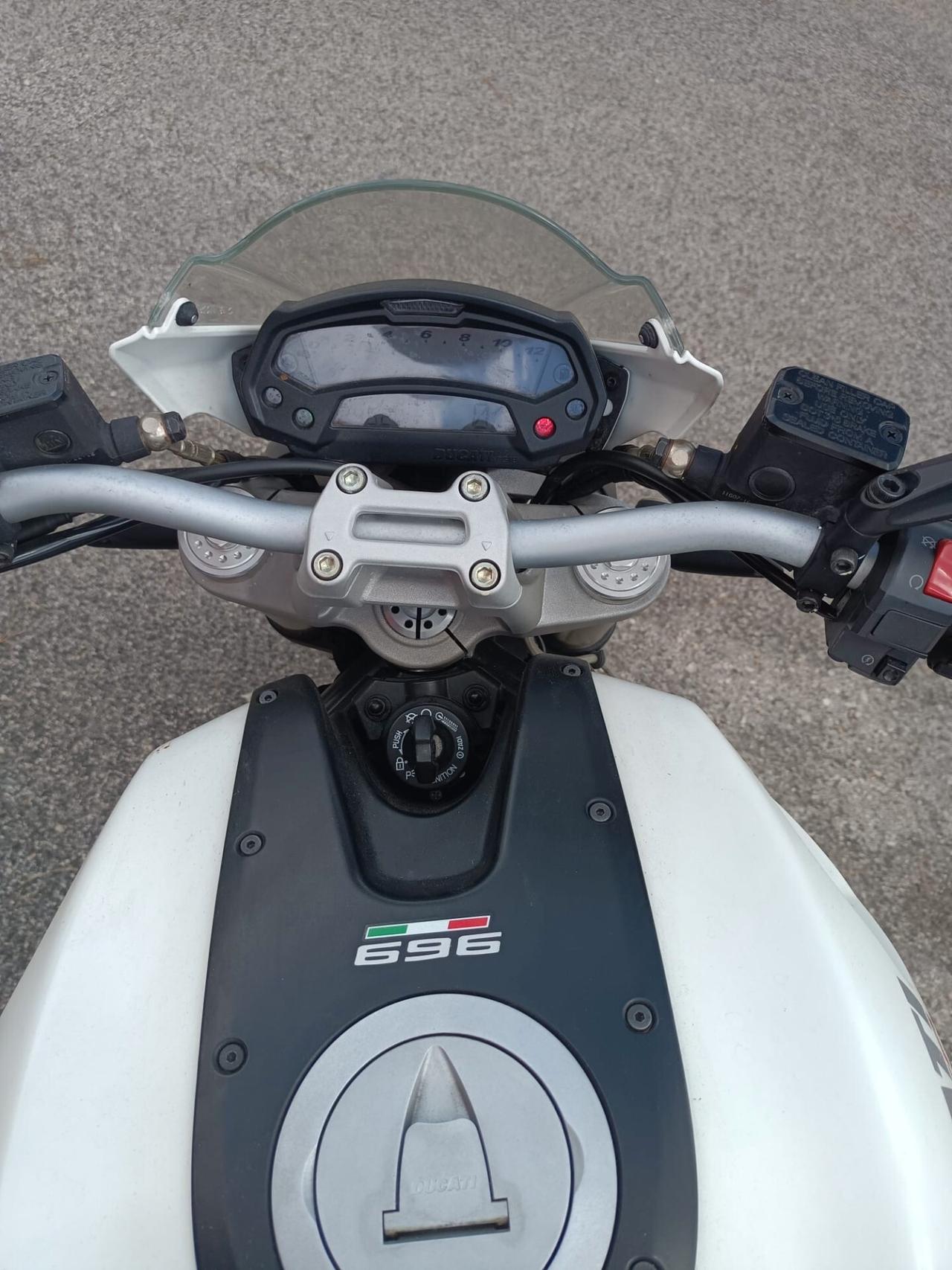 Ducati Monster 696plus