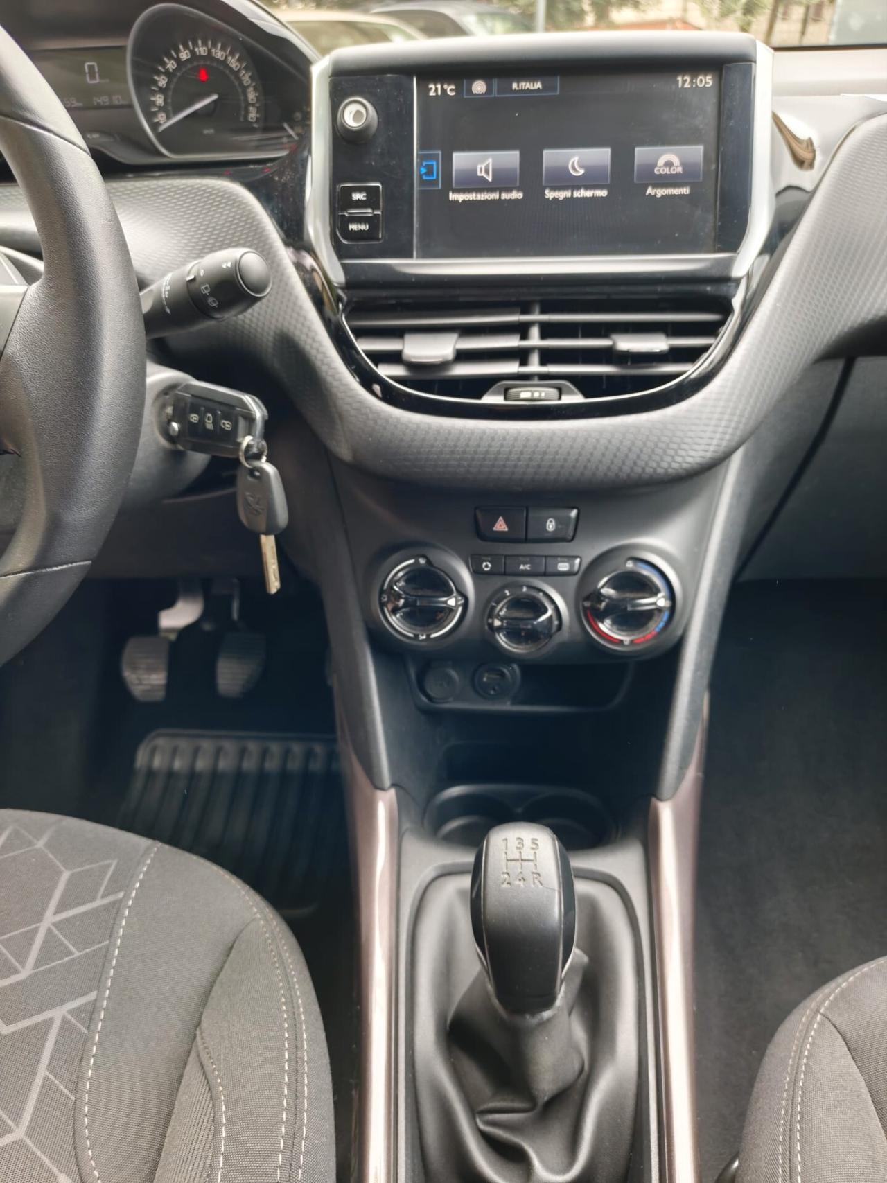 Peugeot 2008 BlueHDi 100 Allure EURO 6B