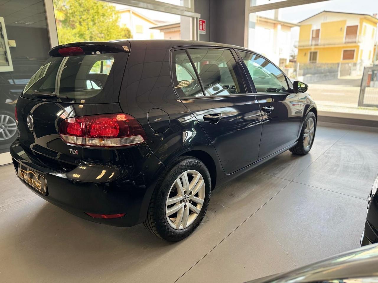 Volkswagen Golf 1.6 TDI DPF 5p. Highline