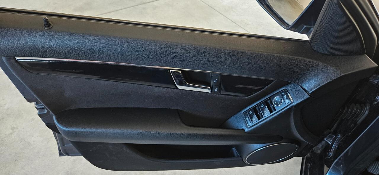 Mercedes Berlina c220 170cv