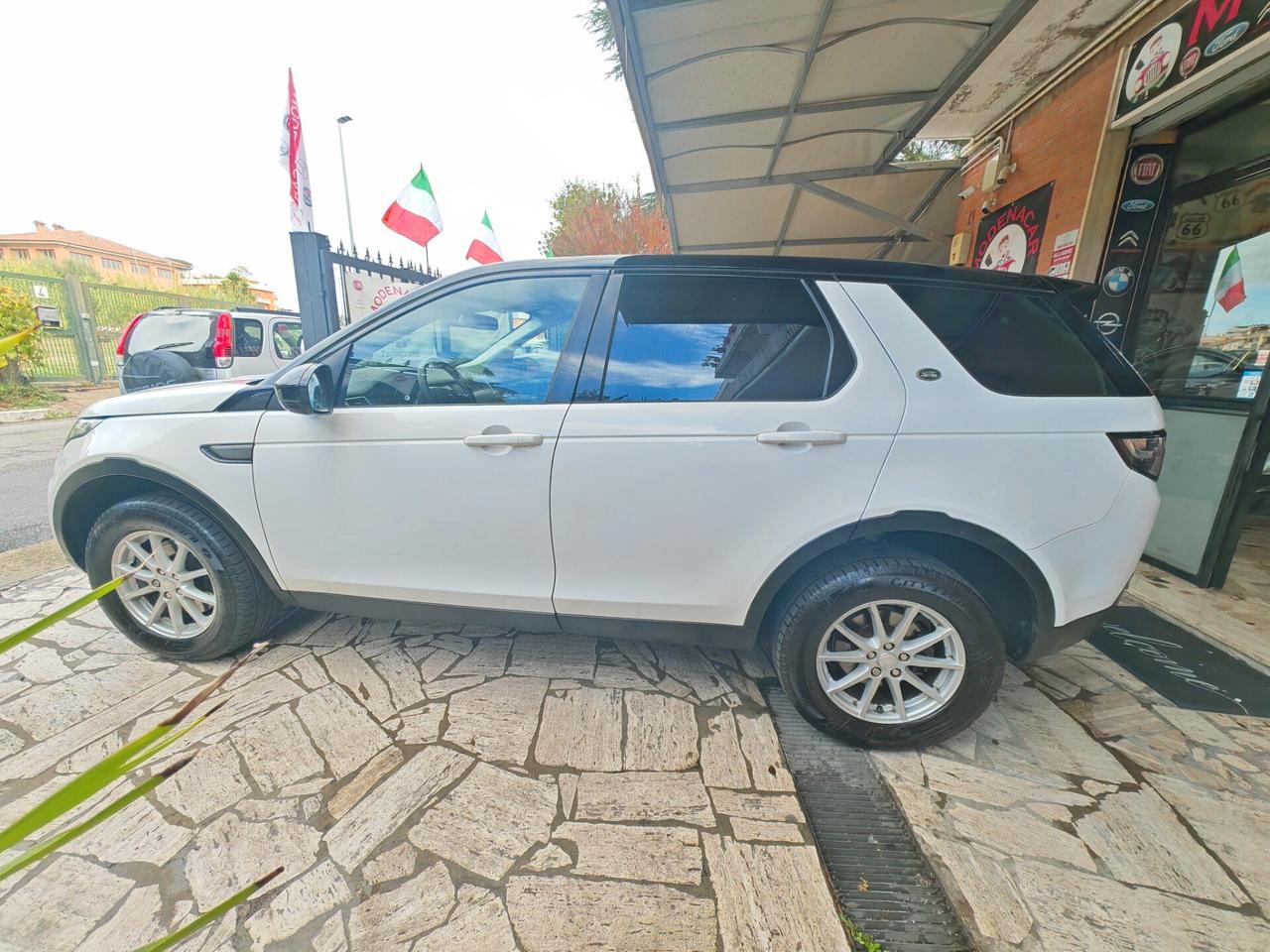 Land Rover Discovery Sport 2.2 TD4 SE DISTRIBUZIONE NUOVA