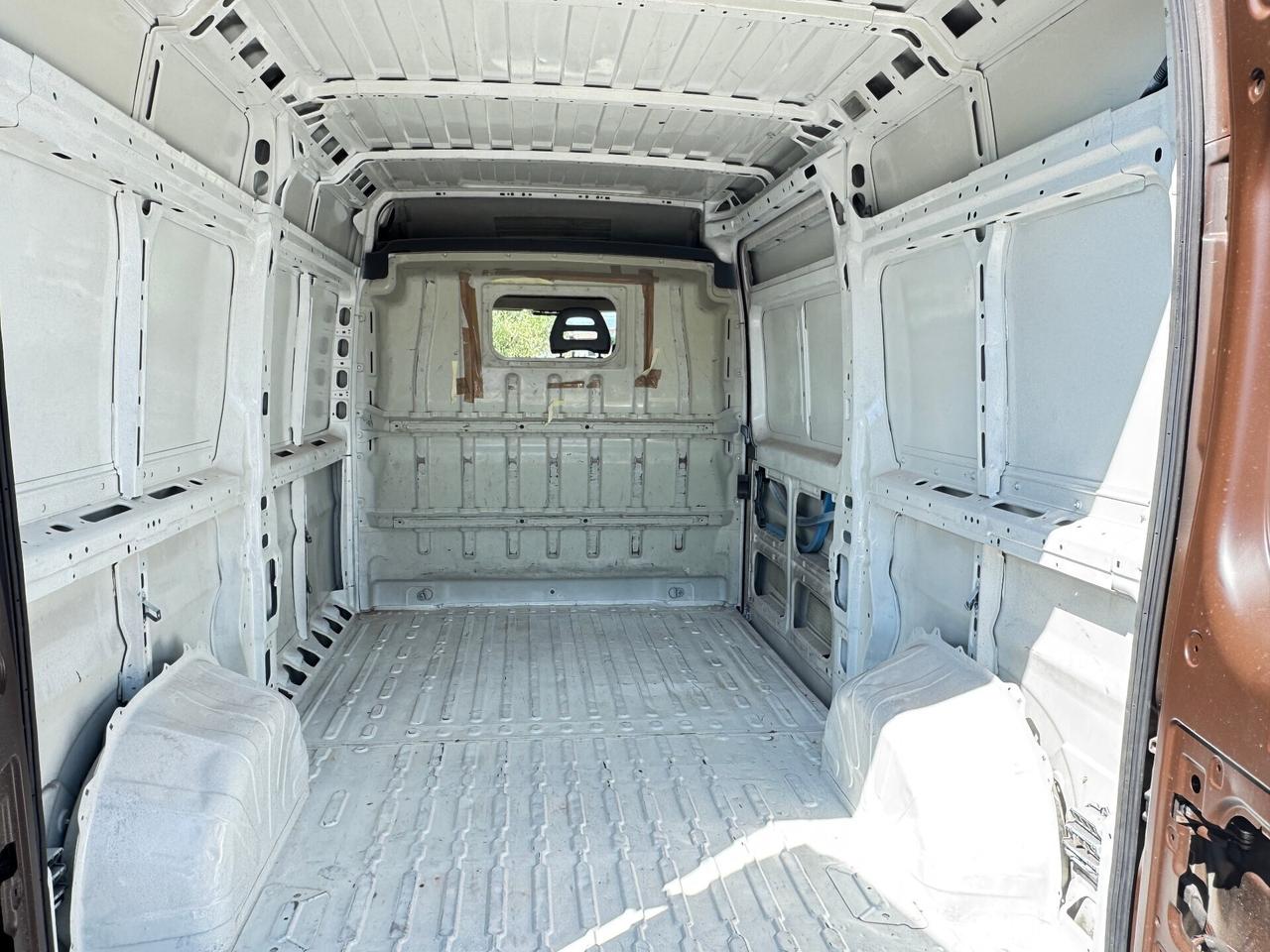 Peugeot Boxer 330 2.0 BlueHDi 130CV PC-TN Furgone