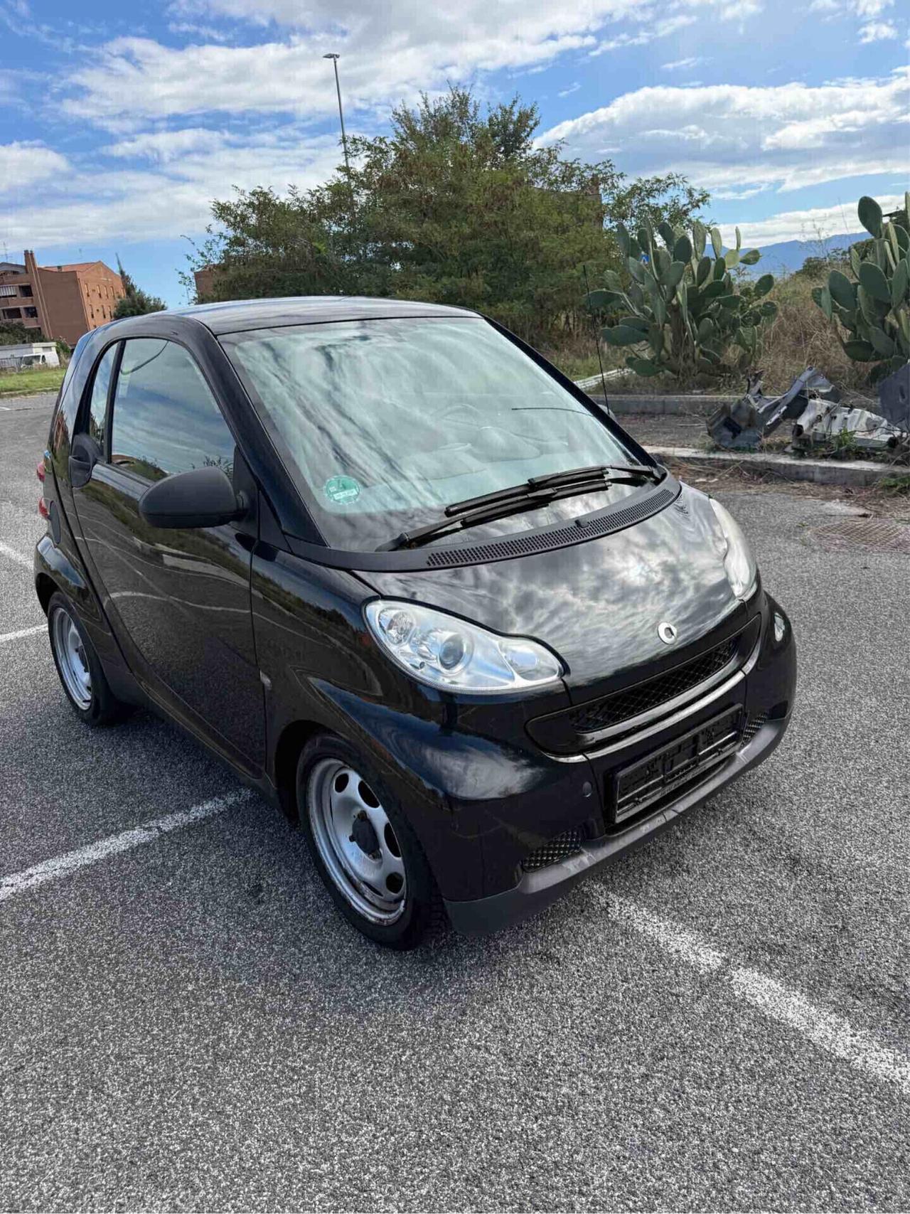 Smart 451 euro 5 neopatentati 85000 km garanzia permute
