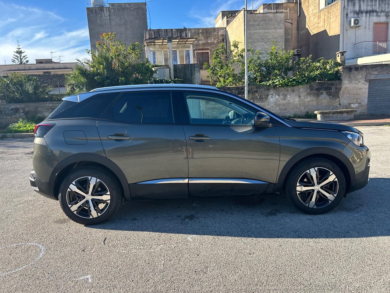 Peugeot 3008 BlueHDi 130 S&S Allure