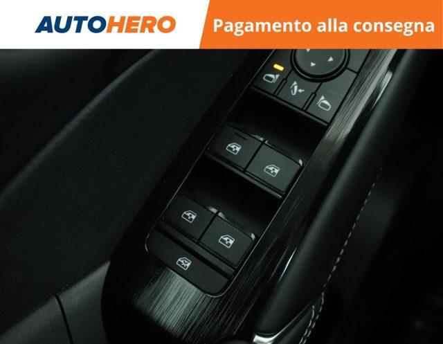 NISSAN Qashqai MHEV 140 CV N-Connecta