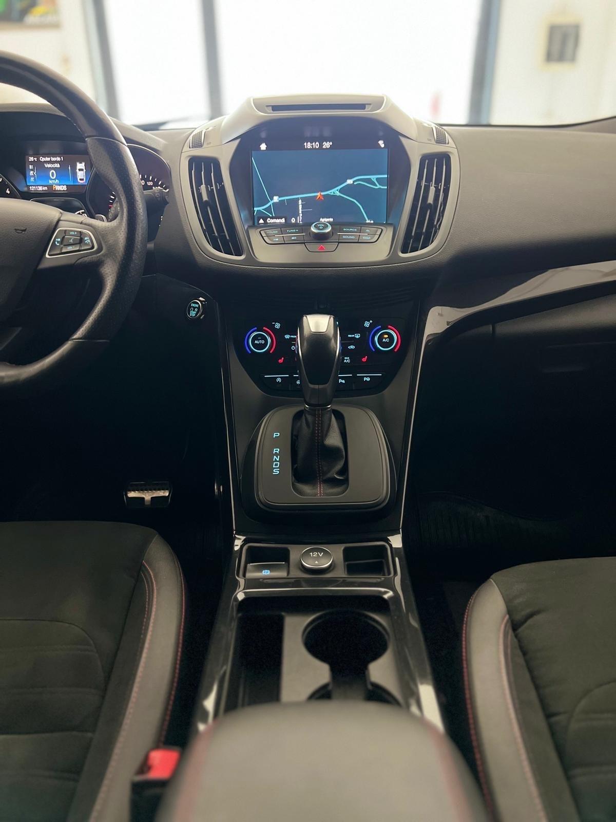 Ford Kuga 2.0 TDCI 150 CV ST-Line