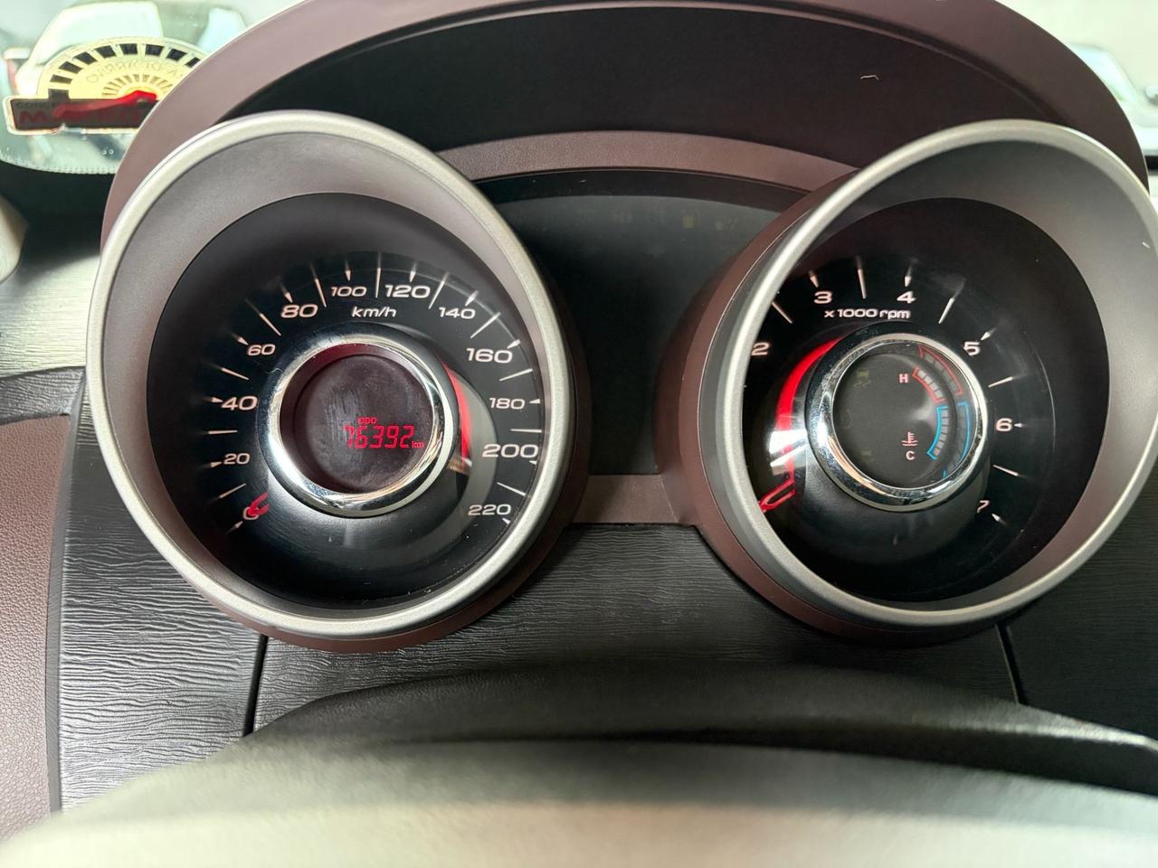 Mahindra XUV500 2.2 16V AWD W8