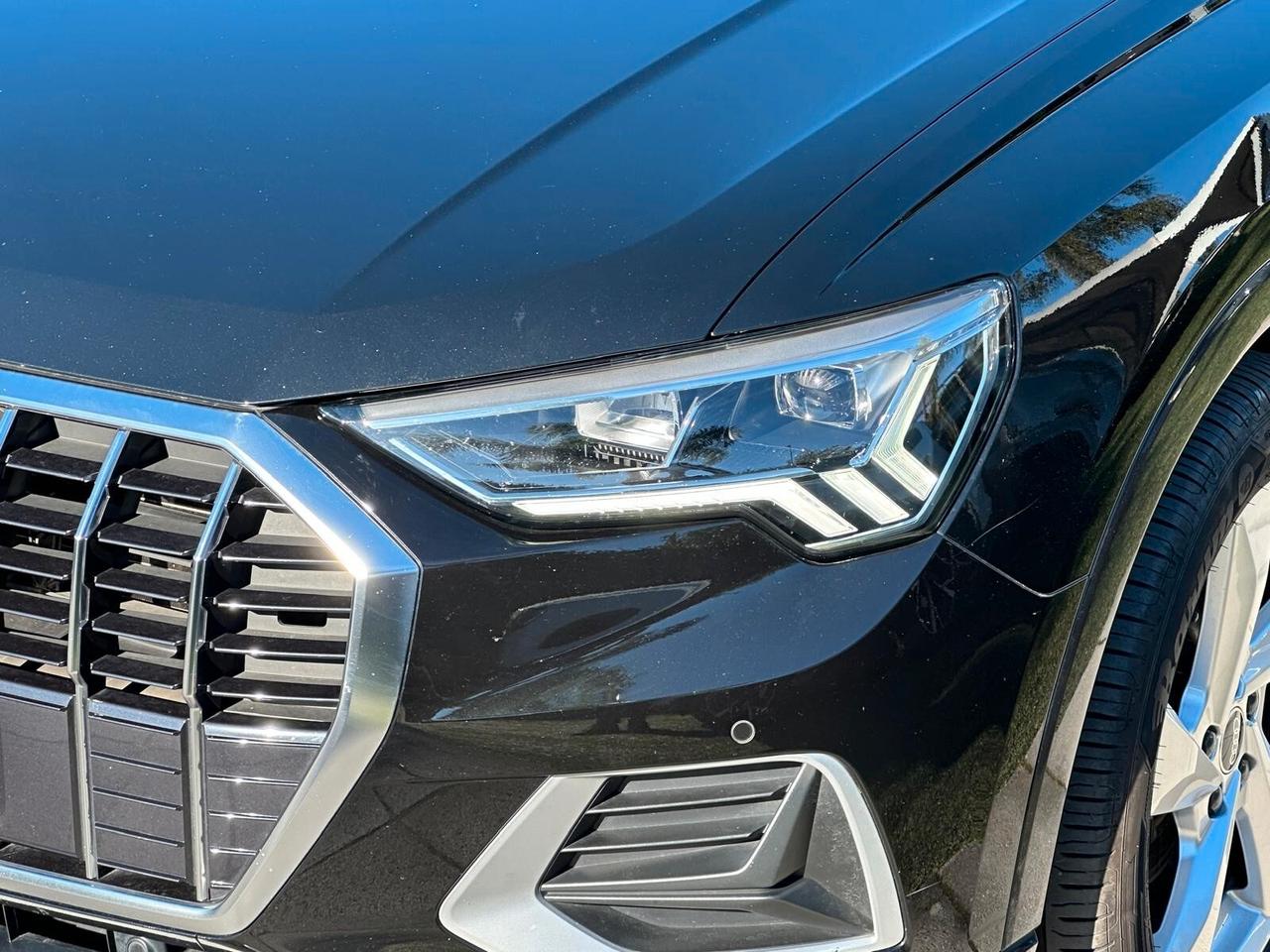 Audi Q3 2.0 TDI 150CV S tronic 200 SPORT-FARI FULL LED