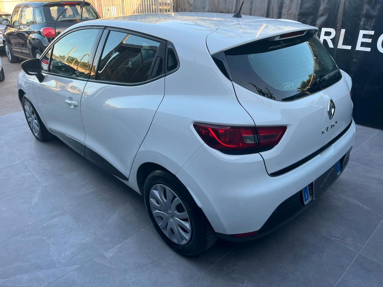 Renault Clio 1.2 BENZINA E GPL DI SERIE