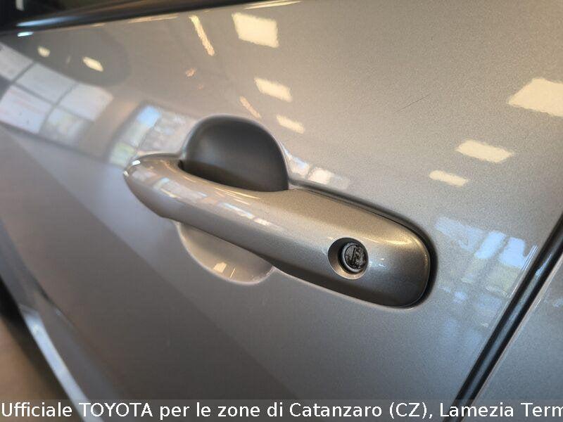 Toyota Yaris Hybrid Trend MY22