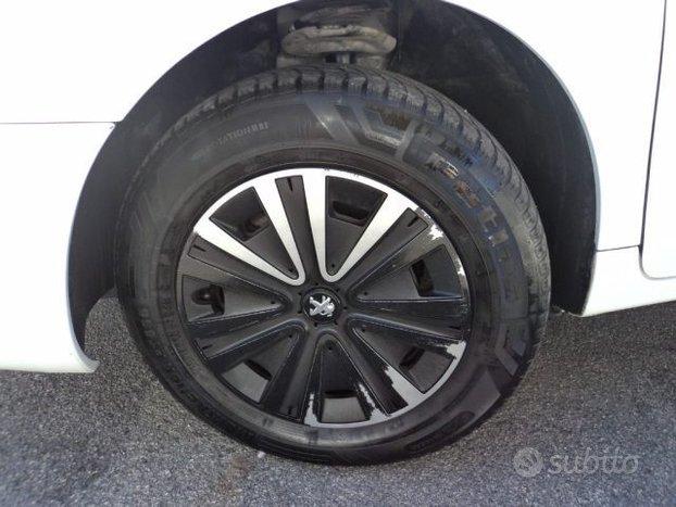 PEUGEOT Partner Tepee 1.6