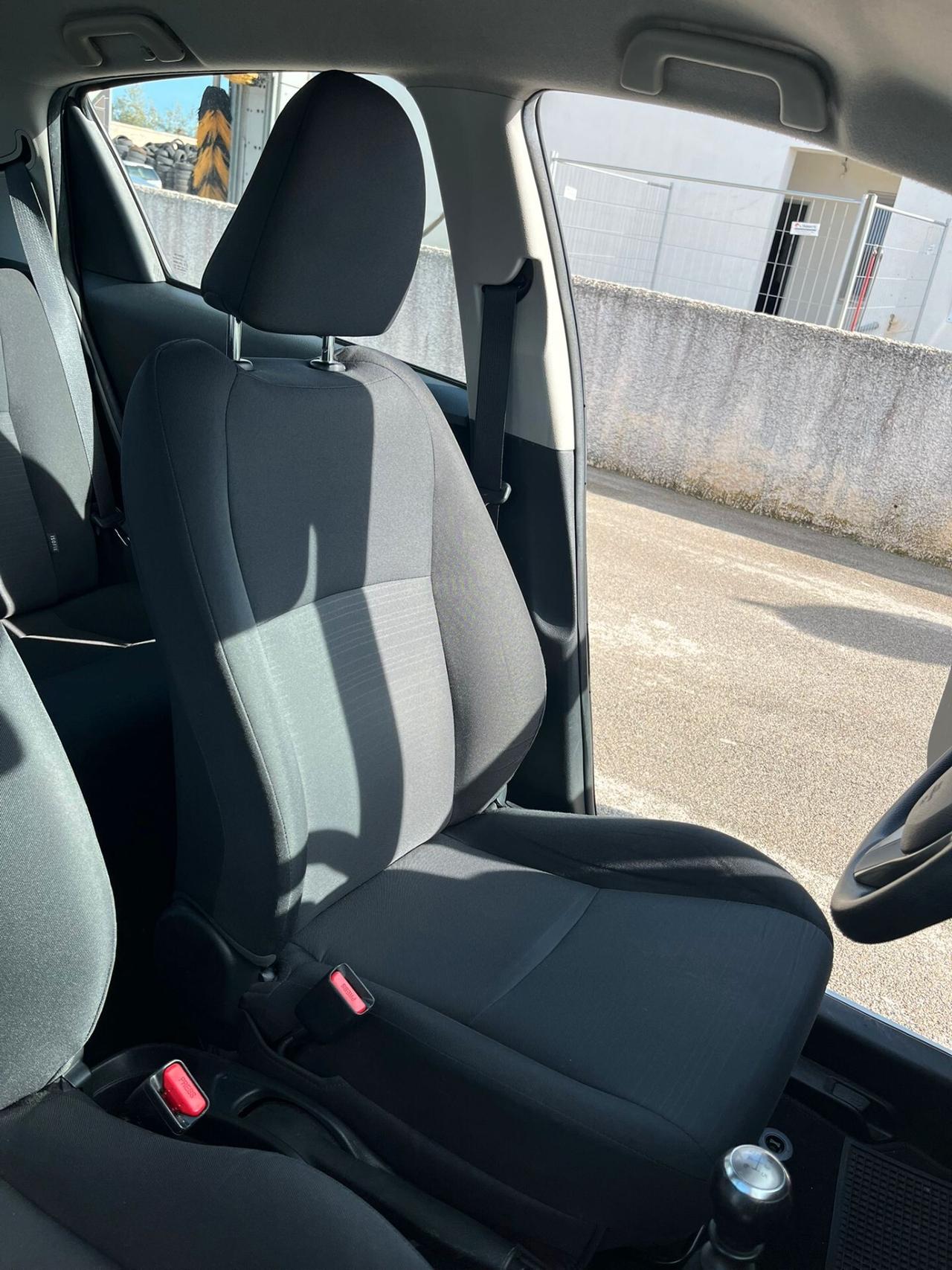 Toyota Yaris 1.4 D-4D 5 porte Lounge