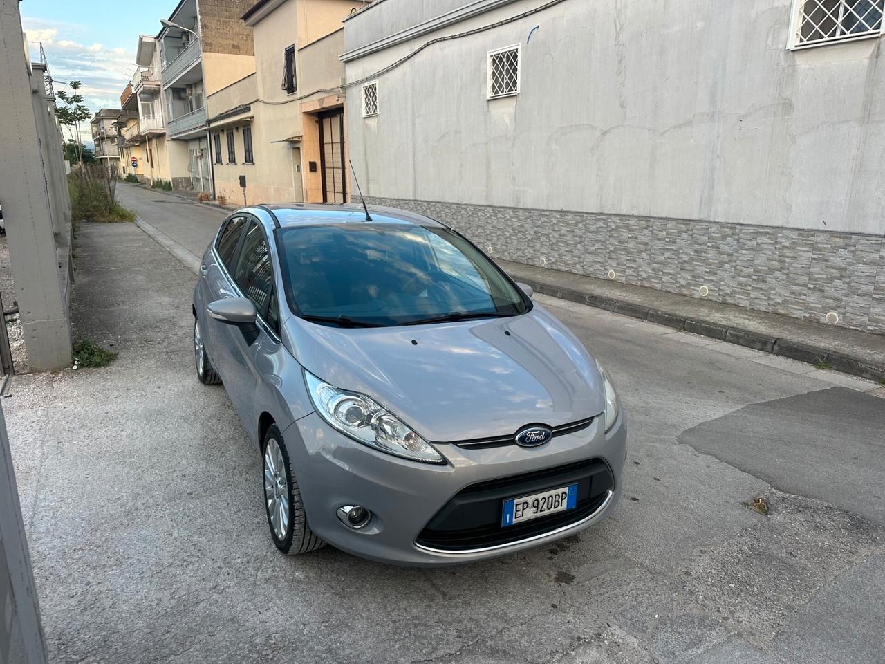 Ford Fiesta 1.2 Gpl 82 Cv Titanium 2012