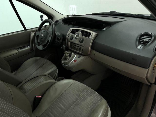 RENAULT Scenic 1.9 dCi Luxe Privilège 120cv