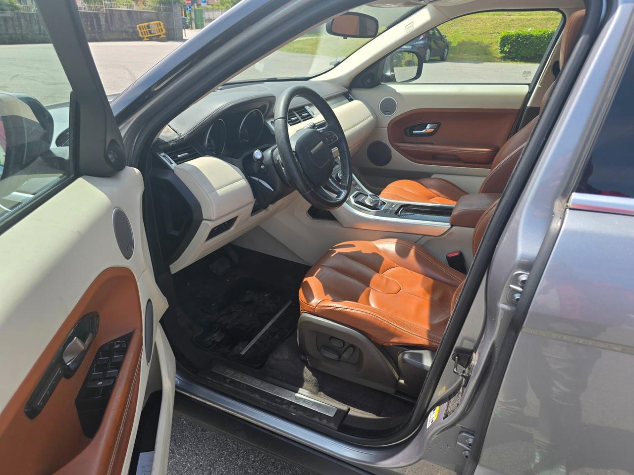 Land Rover Range Evoque 2.2 TD4 5p. Prestige