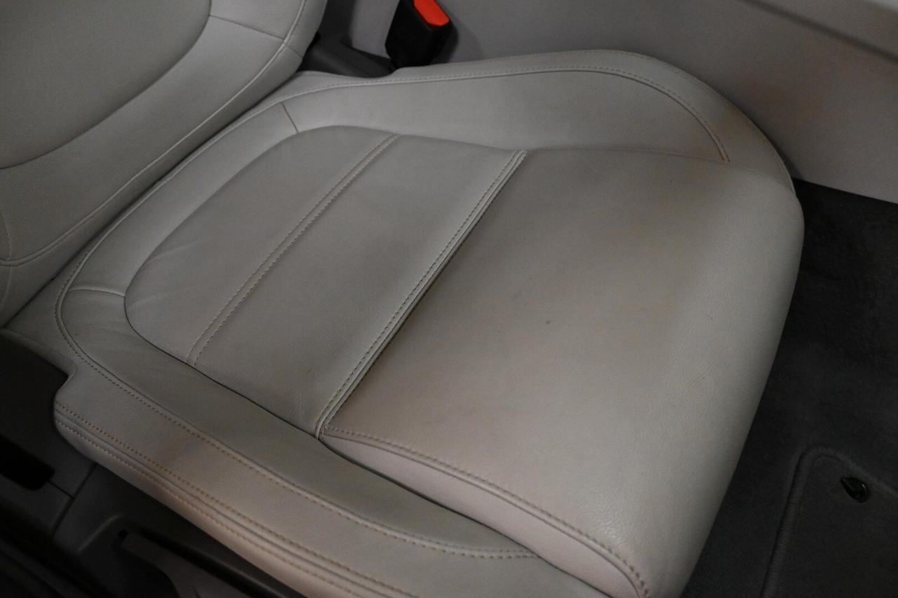 JAGUAR XE (X760) XE 2.0 D Turbo 180CV...