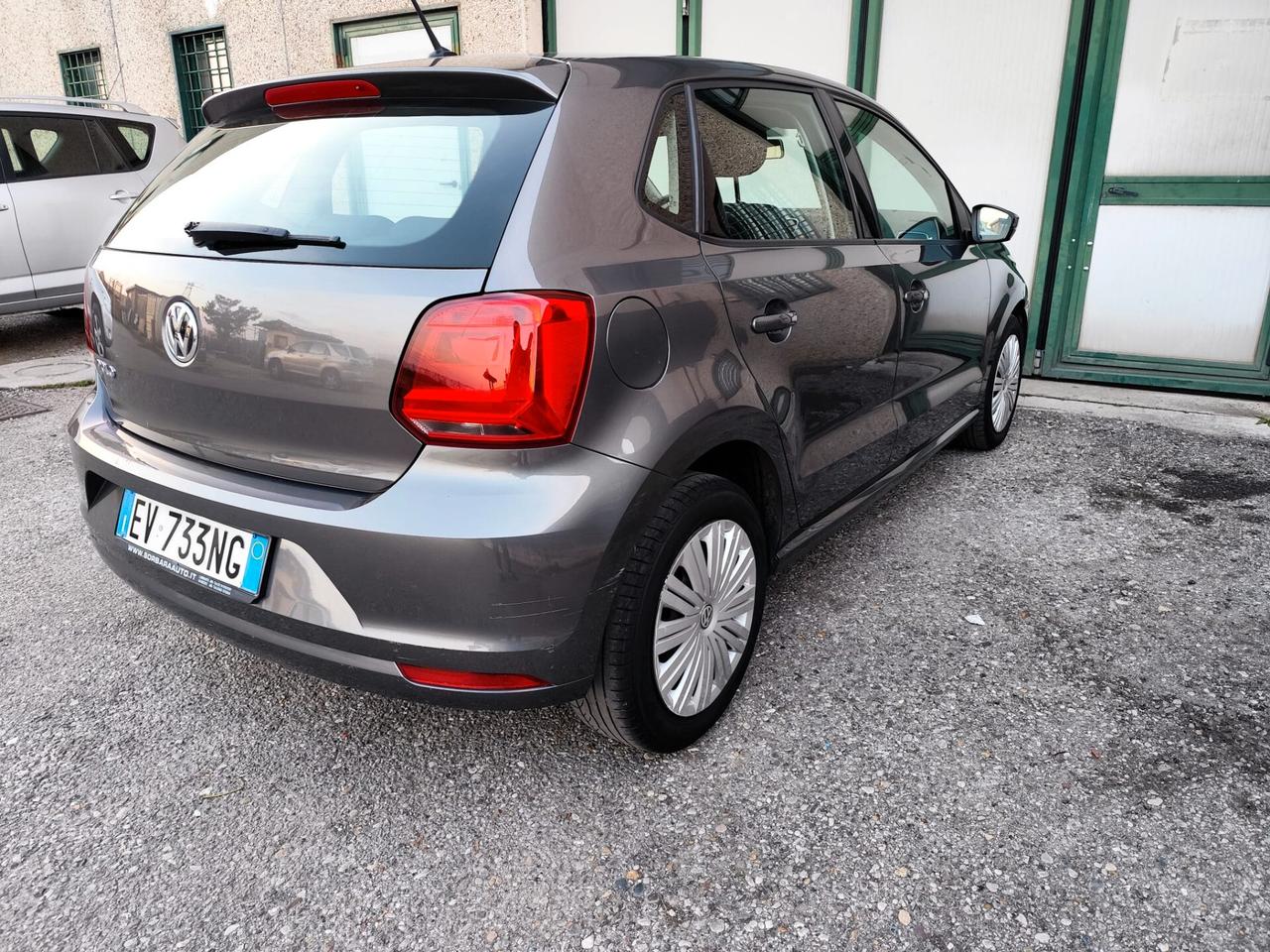 Volkswagen Polo 1.0 BENZINA NEOPATENTATI UNIPROPRIETARIO