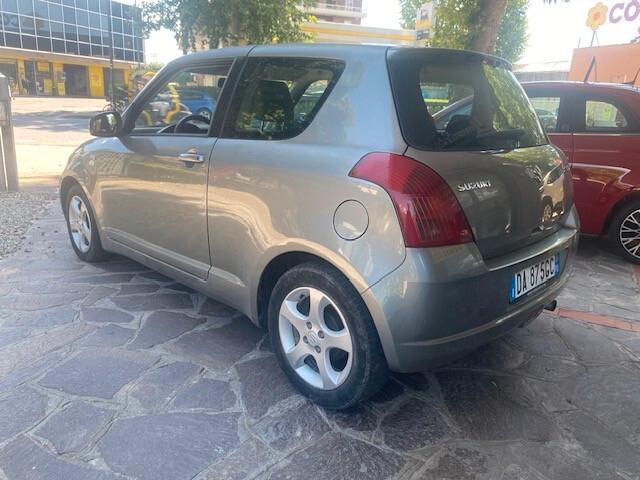 Suzuki Swift 1.3 DDiS 3p. GL...NEOPATENTATI!!!
