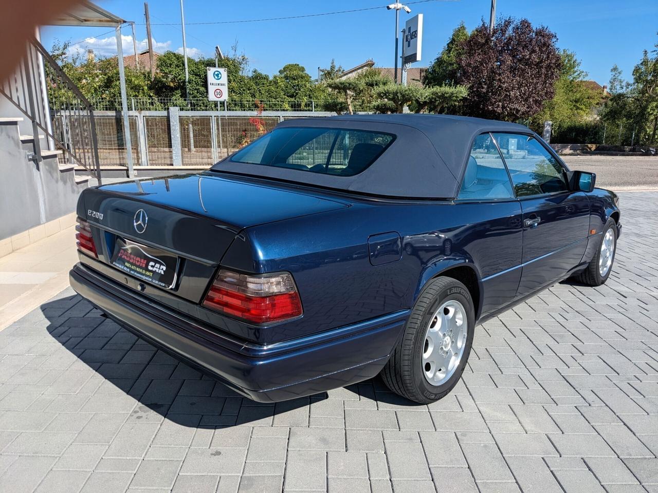 Mercedes-Benz E 200 Cabrio 2.0 Benz. 136 CV