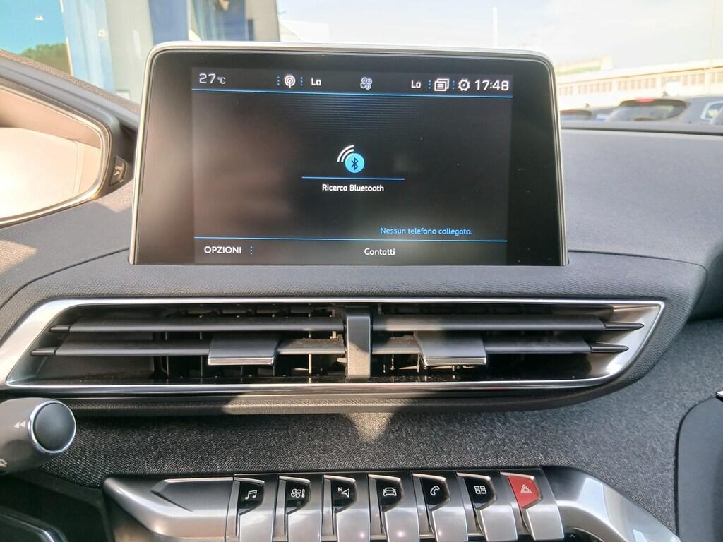Peugeot 3008 1.5 BlueHDi Allure EAT