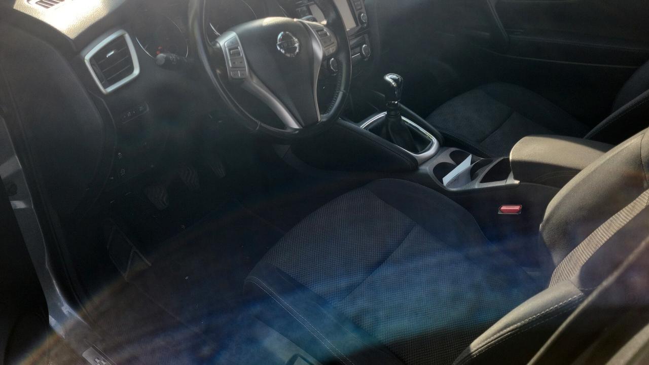 Nissan Qashqai 1.2 DIG-T Acenta