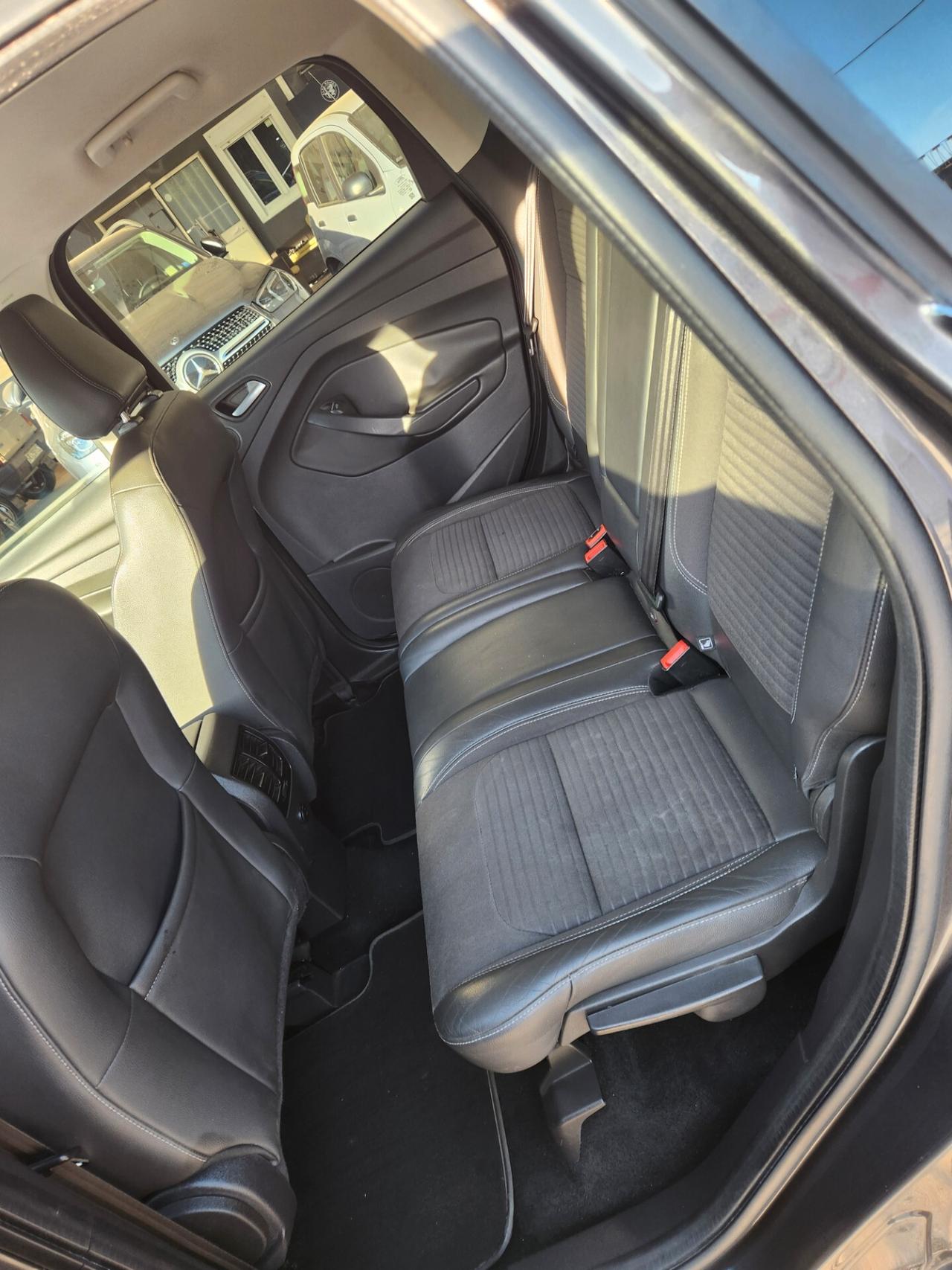 Ford Kuga AUTOMATICO
