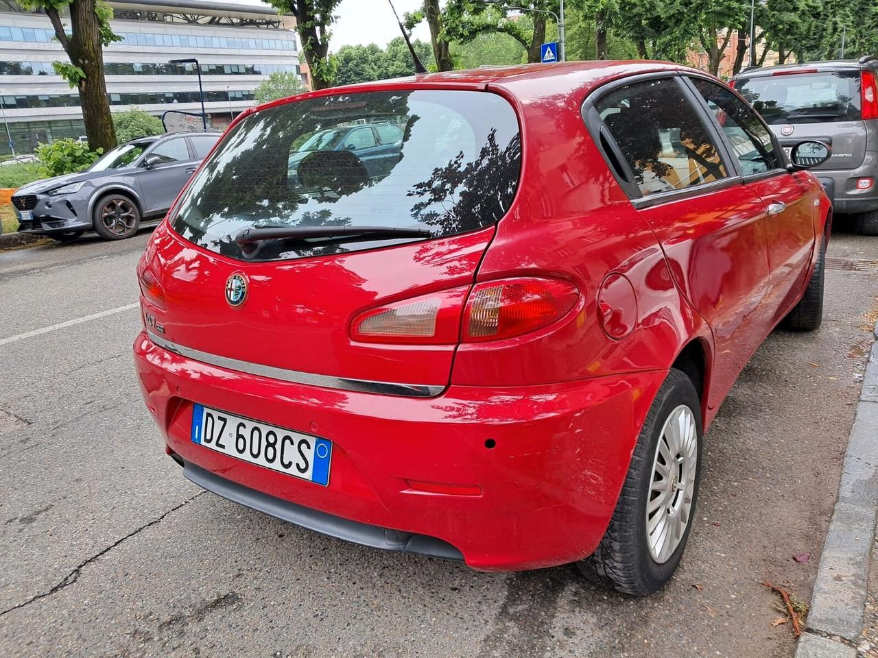 Alfa Romeo 147 1.6 16V TS (105) 5 porte Progression