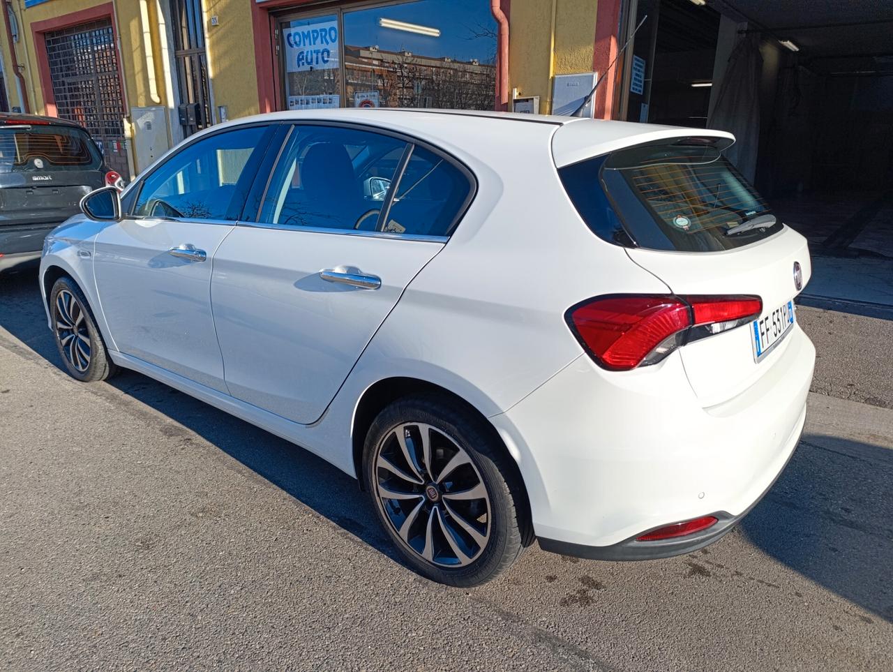 Fiat Tipo 1.4 5 porte Lounge Uniproprietario OK Neopatentati