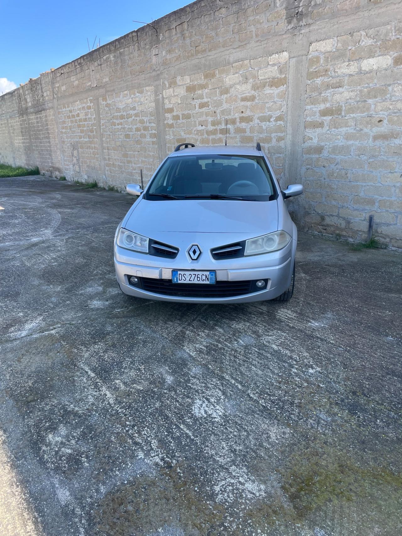 Renault Megane 1.5 dCi/105CV Grandtour Serie Speciale