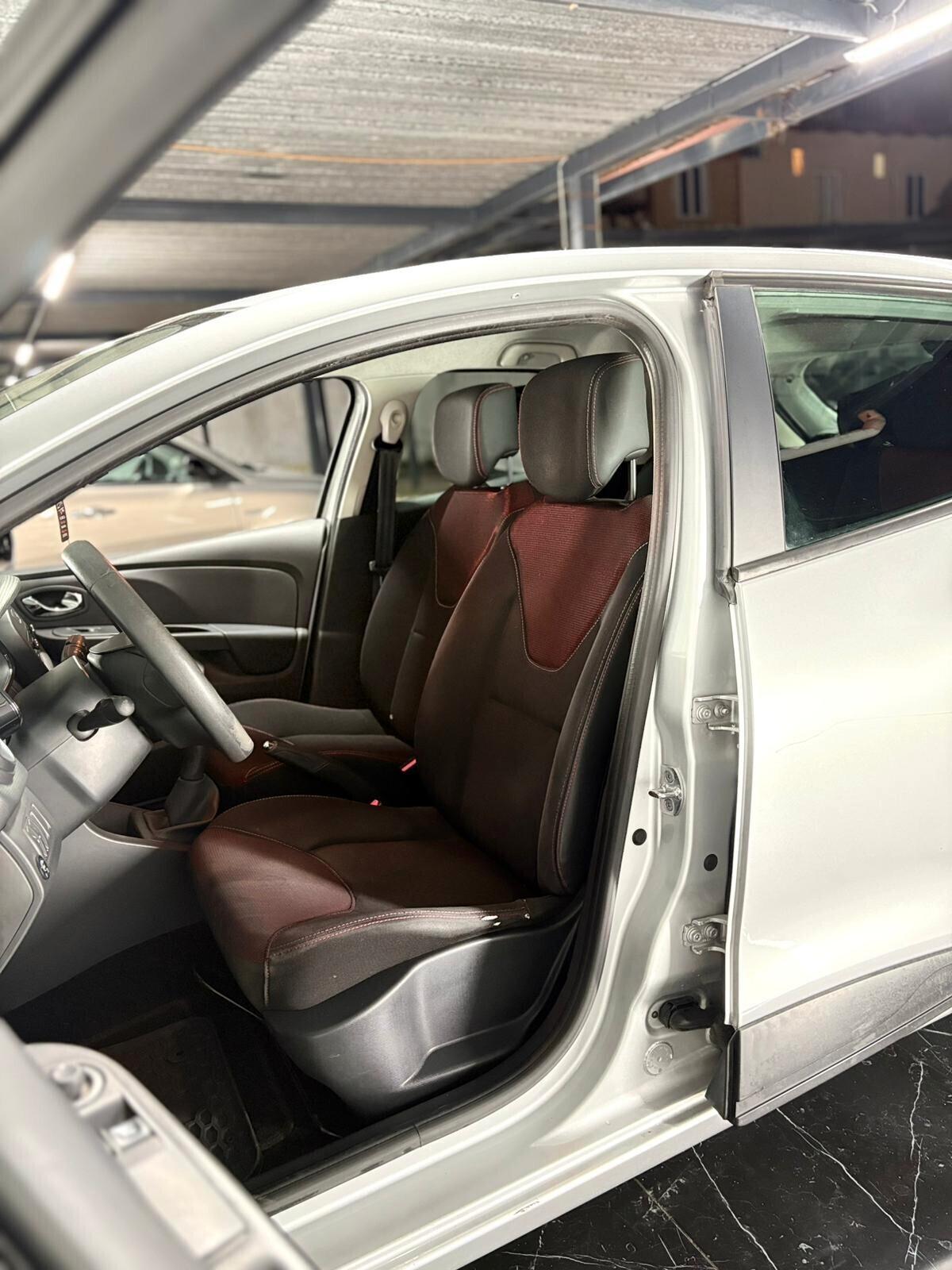 Renault Clio 1.2 75CV GPL 5 porte Wave