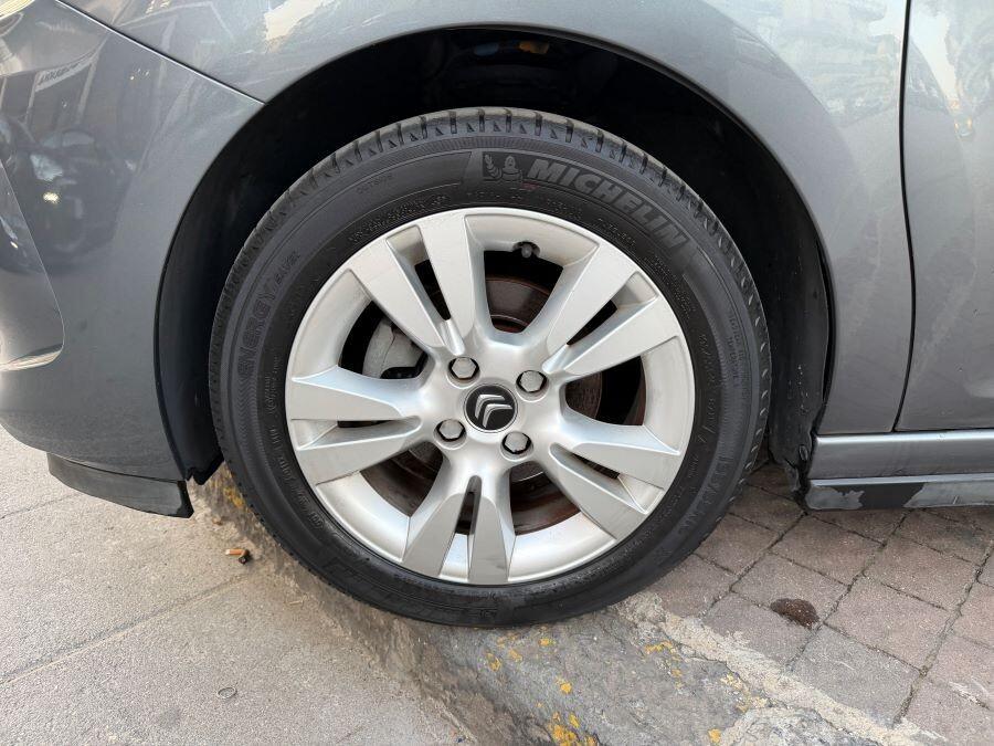 Citroen ds3 1.4 95cv chic certificata nuova italia