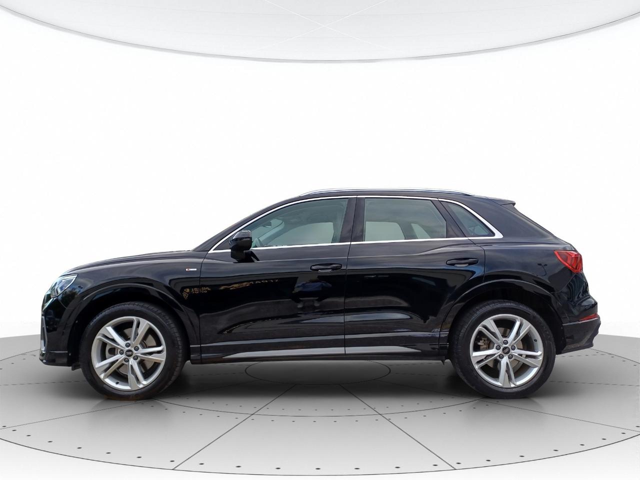 Audi Q3 40 2.0 tfsi s line edition quattro s-tronic