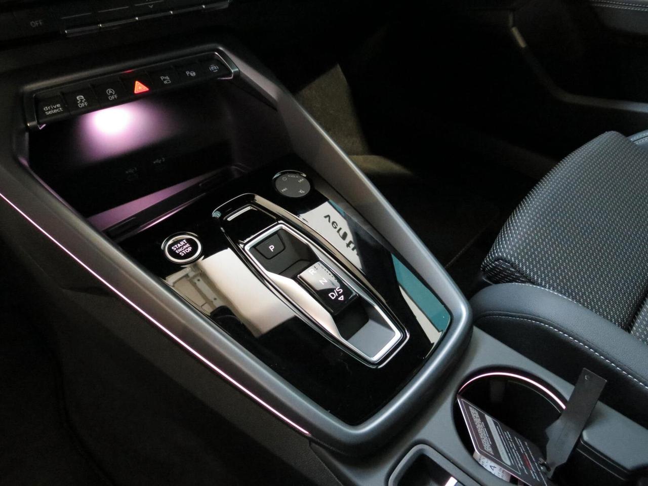 Audi A3 allstreet TDI 150 CV S tronic Identity Contrast