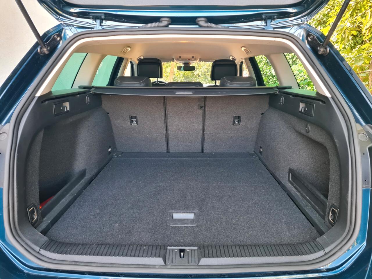 Volkswagen Passat Variant 2.0 TDI 150 CV DSG Executive