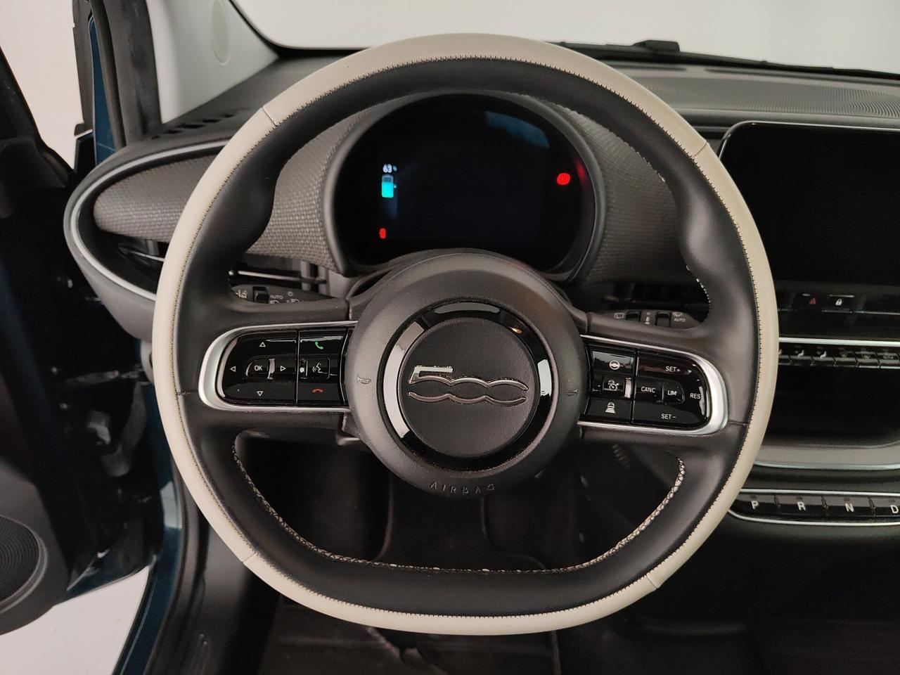 Fiat 500e Berlina 42 kWh La Prima