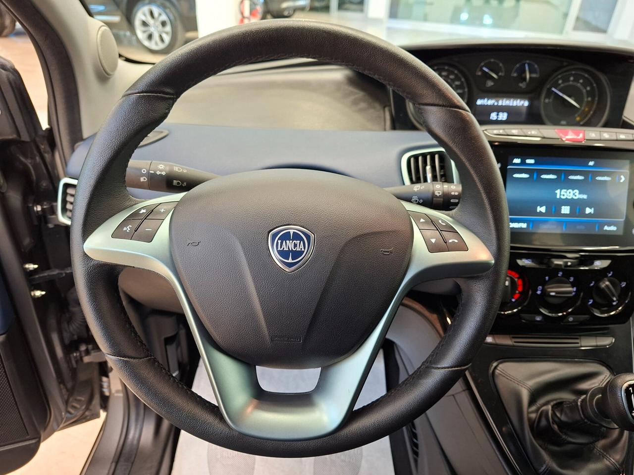 Lancia Ypsilon 1.0 FireFly 5 porte S&S Hybrid Gold km 15.679