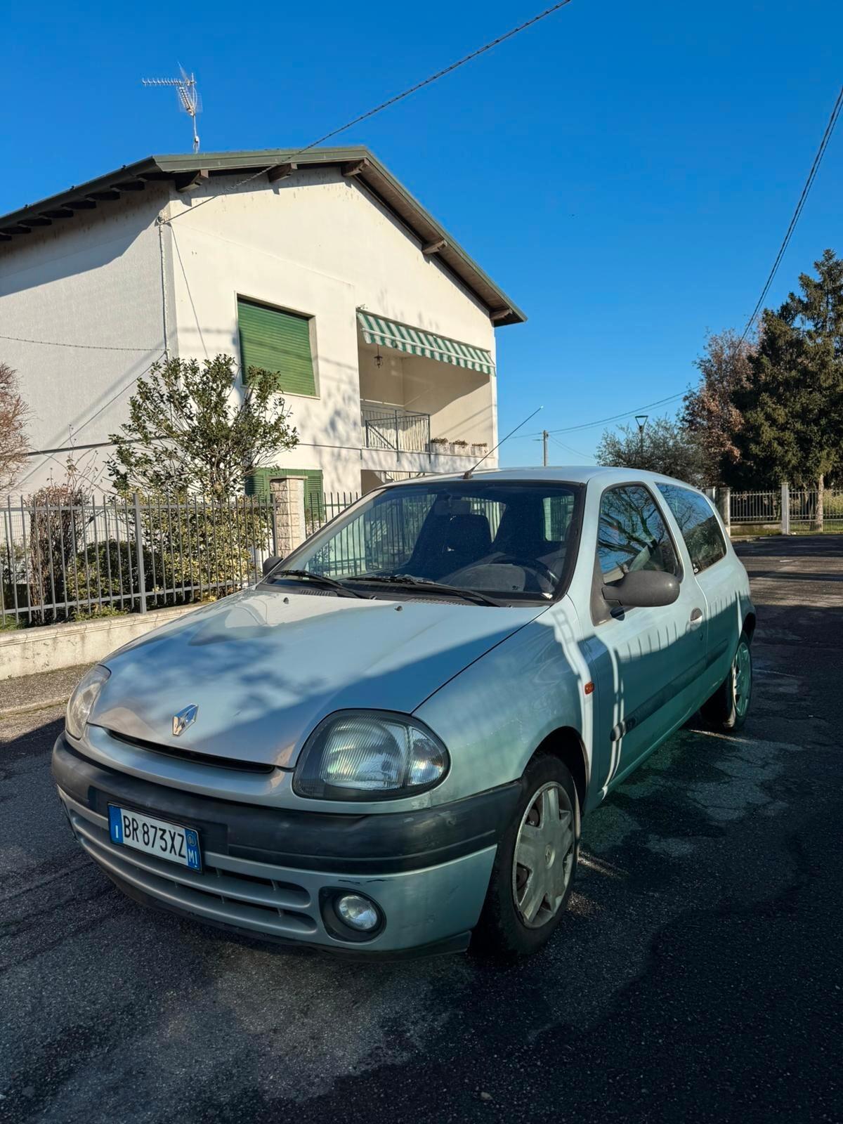 Renault Clio 1.2 OK NEOPATENTATI