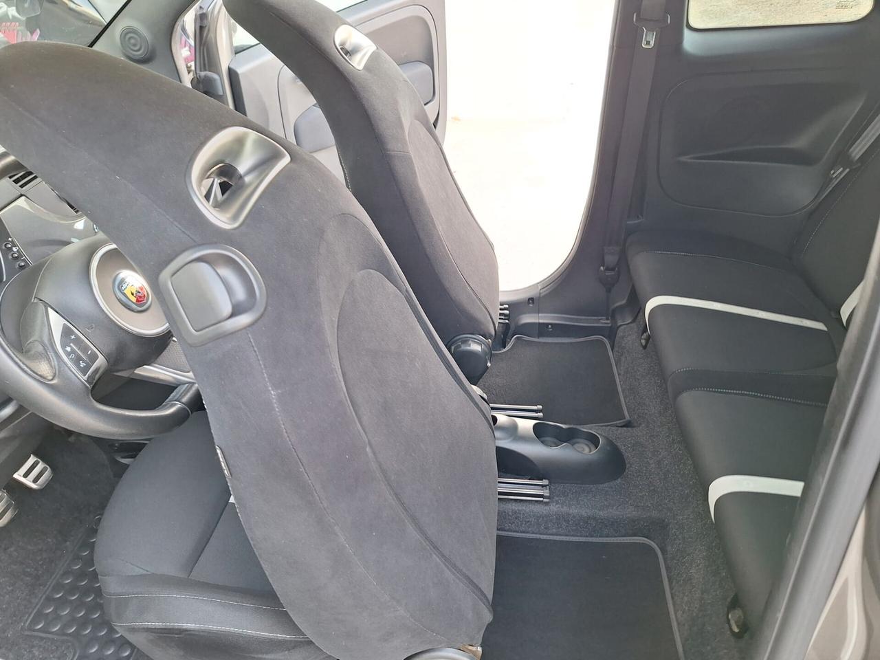 Abarth 595 1.4 Turbo T-Jet 140 CV