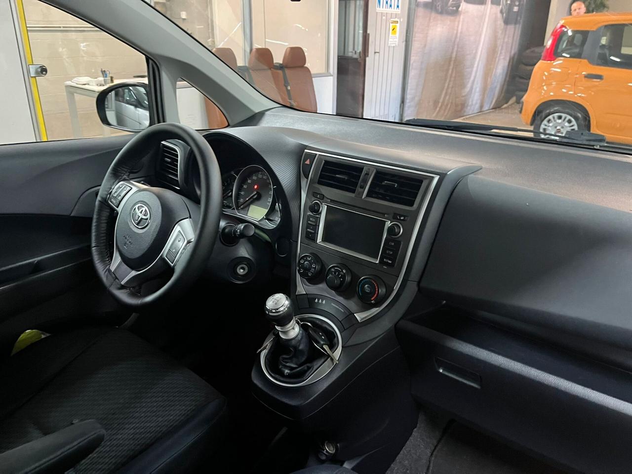 Toyota Verso 1.3 Spaziosa e Compatta