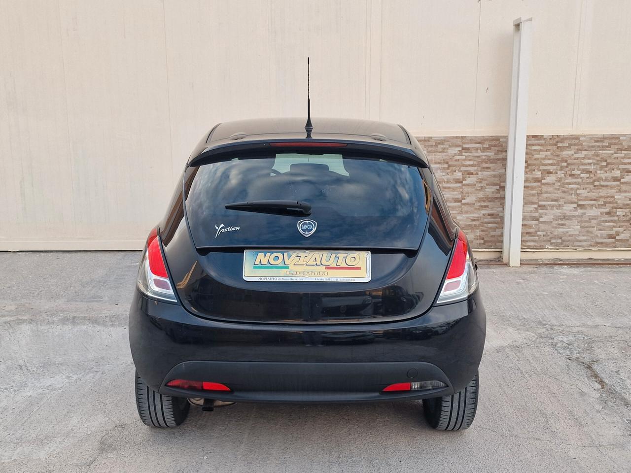 Lancia Ypsilon 1.3 MJT 95CV