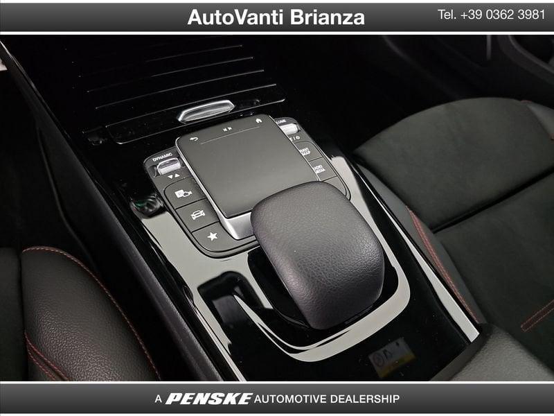 Mercedes-Benz Classe A A 200 Night Edition